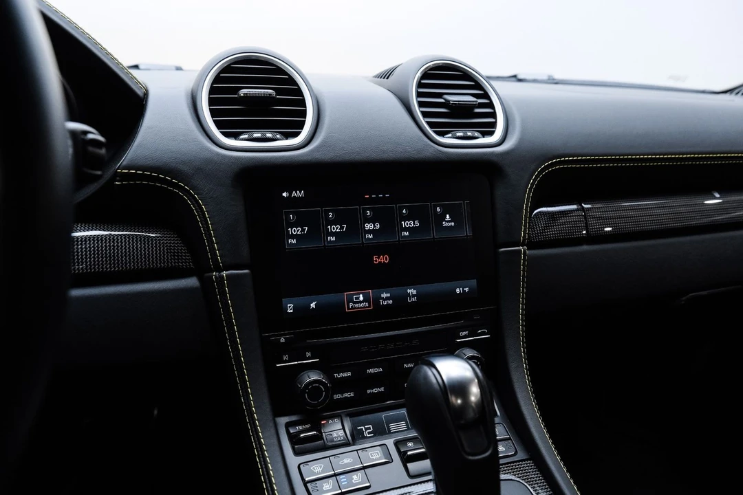 2023 Porsche 718 Boxster S - Image 10 of 12