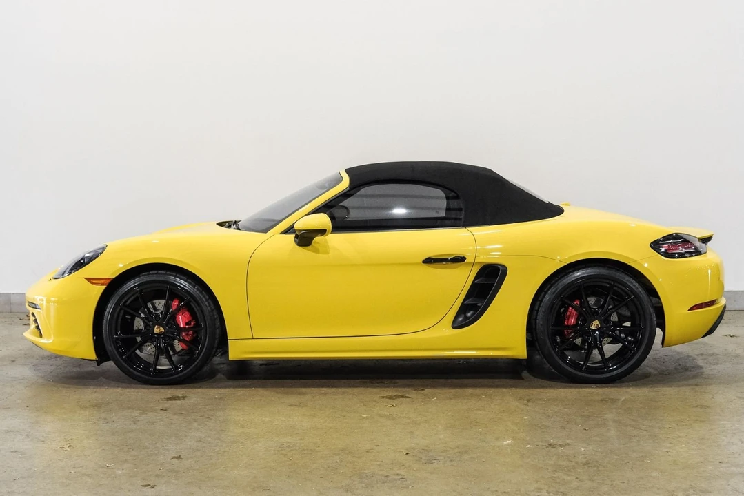 2023 Porsche 718 Boxster S - Image 6 of 12