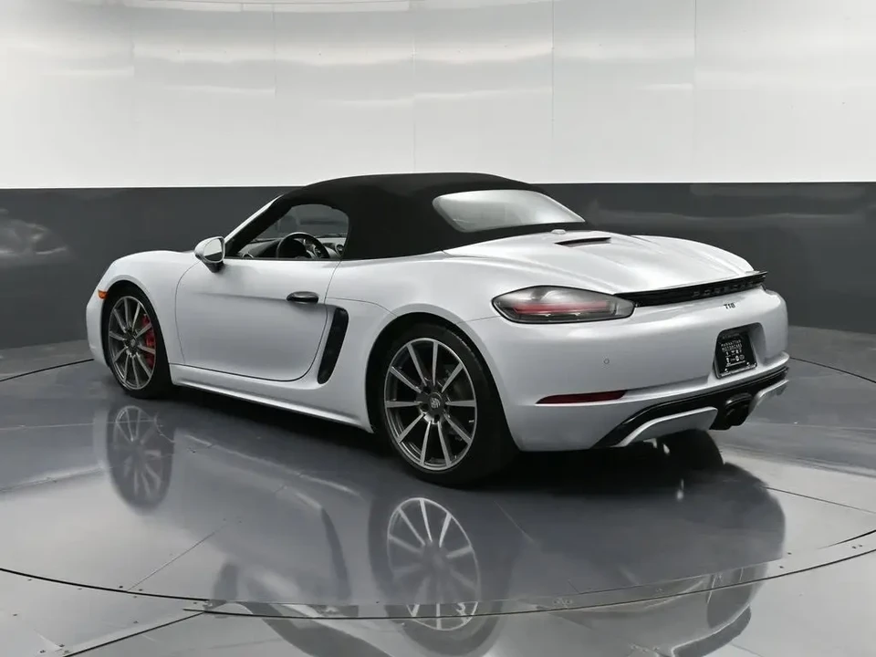 2023 Porsche 718 Boxster S - Image 3 of 6