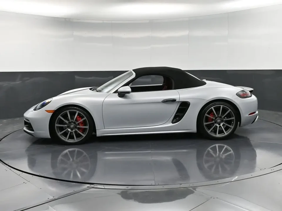 2023 Porsche 718 Boxster S - Image 2 of 6