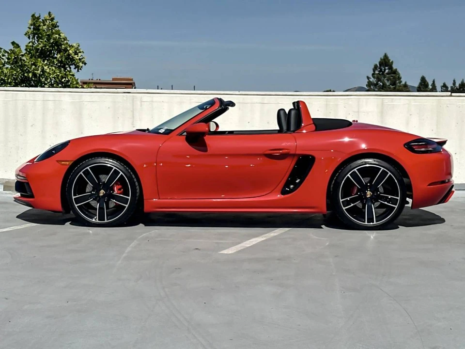 2023 Porsche 718 Boxster S - Image 2 of 5