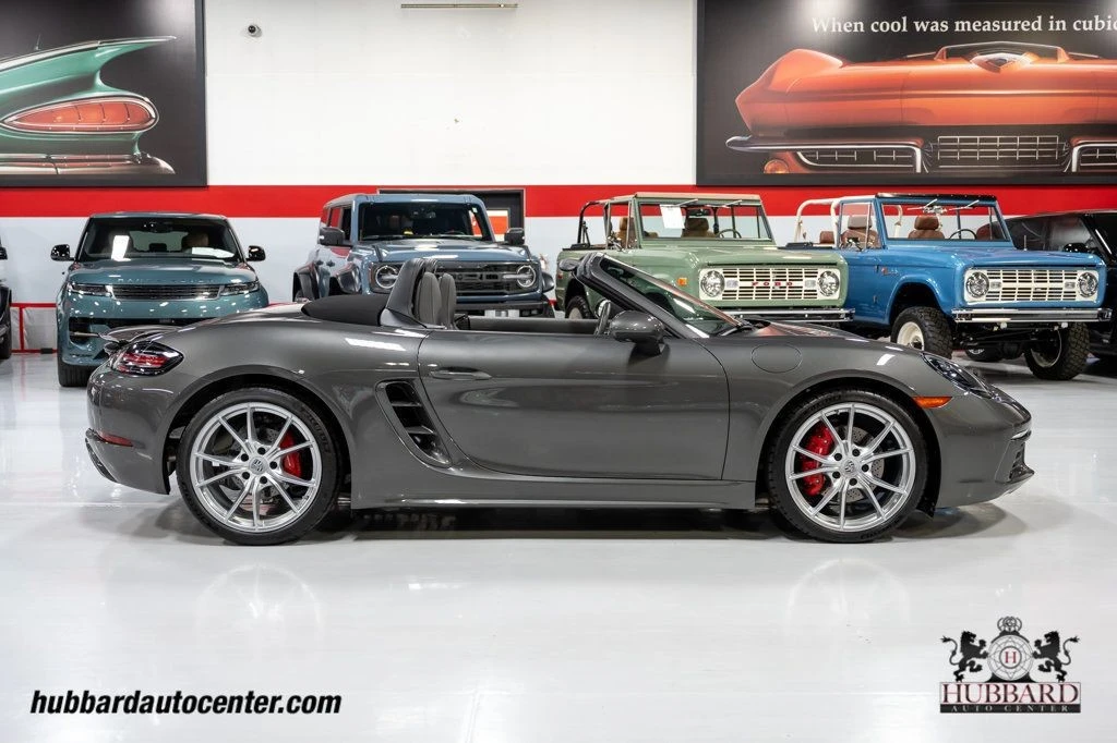 2023 Porsche 718 Boxster S - Image 9 of 12