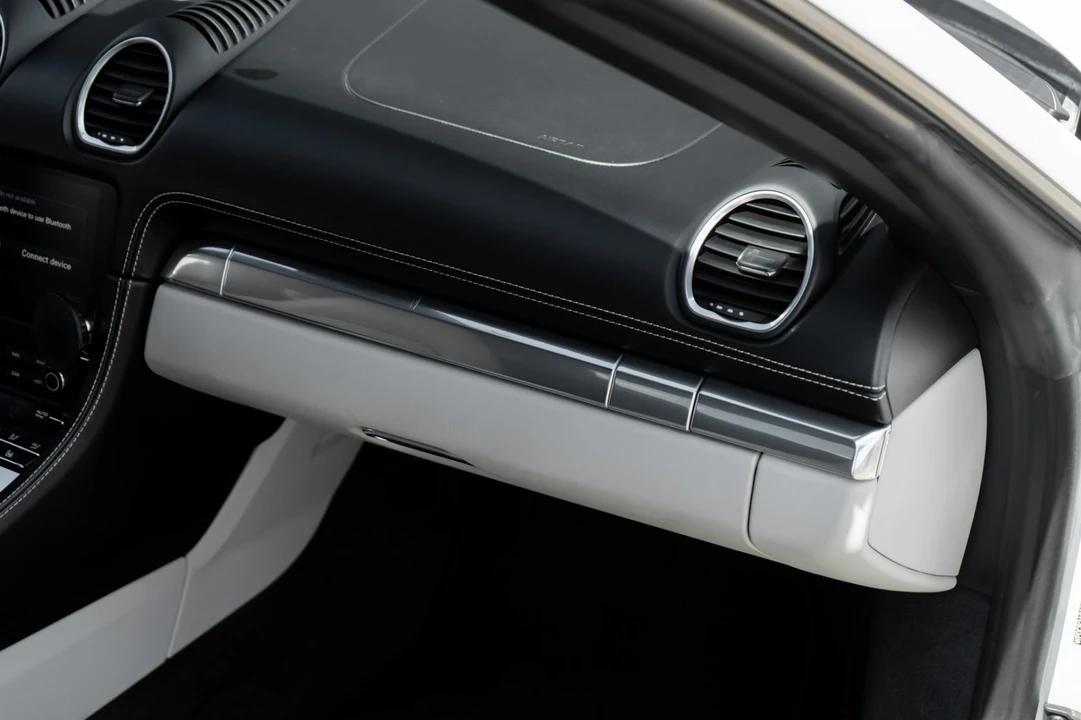 2023 Porsche 718 Boxster S - Image 23 of 31