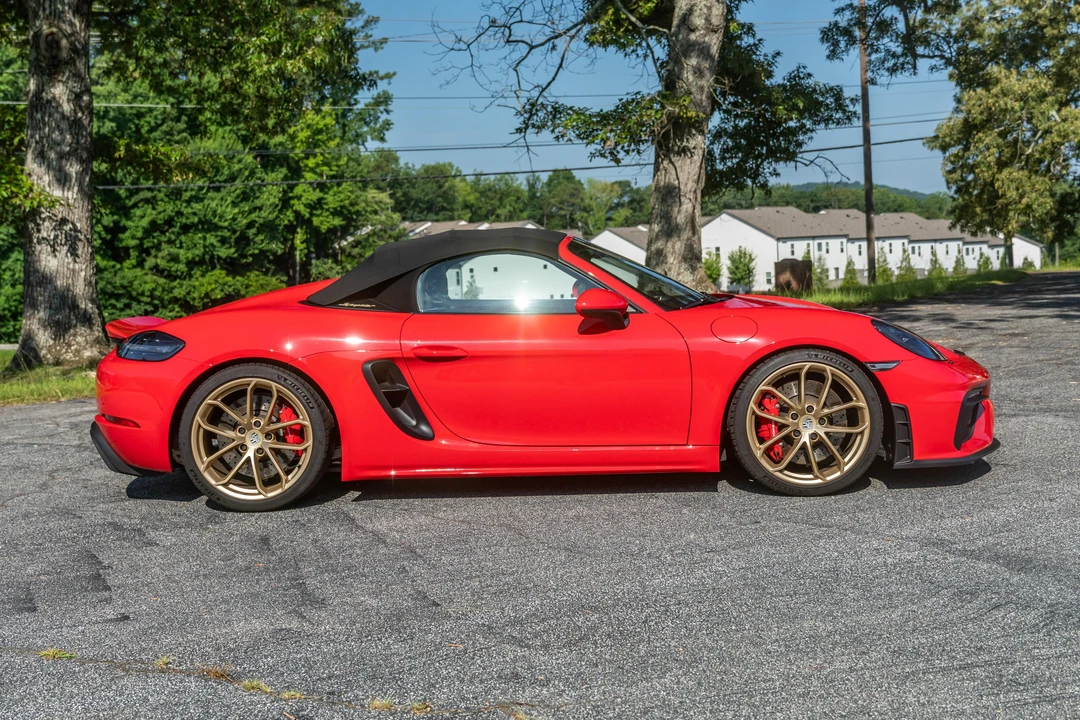 2023 Porsche 718 Boxster Spyder - Image 19 of 31