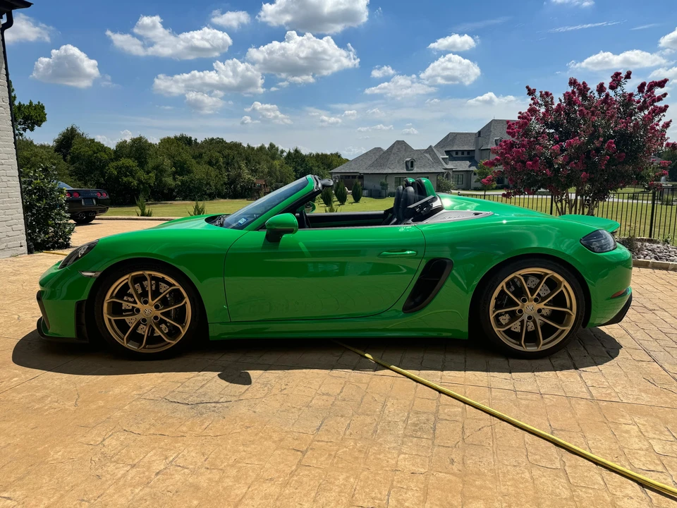 2023 Porsche 718 Boxster Spyder - Image 13 of 31