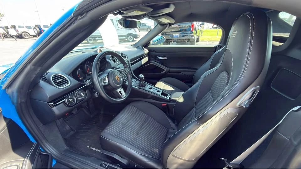 2023 Porsche 718 Boxster T - Image 3 of 7