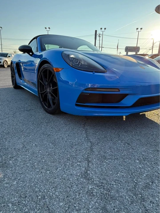 2023 Porsche 718 Boxster T - Image 7 of 10