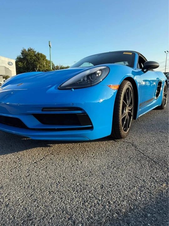 2023 Porsche 718 Boxster T - Image 2 of 10