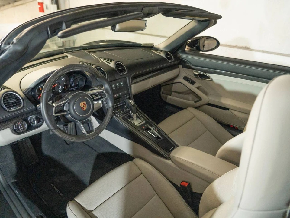 2023 Porsche 718 Boxster - Image 4 of 5