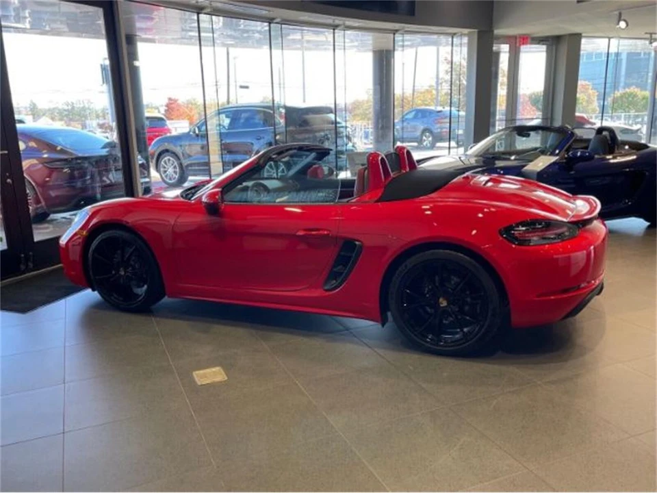 2023 Porsche 718 Boxster - Image 18 of 22