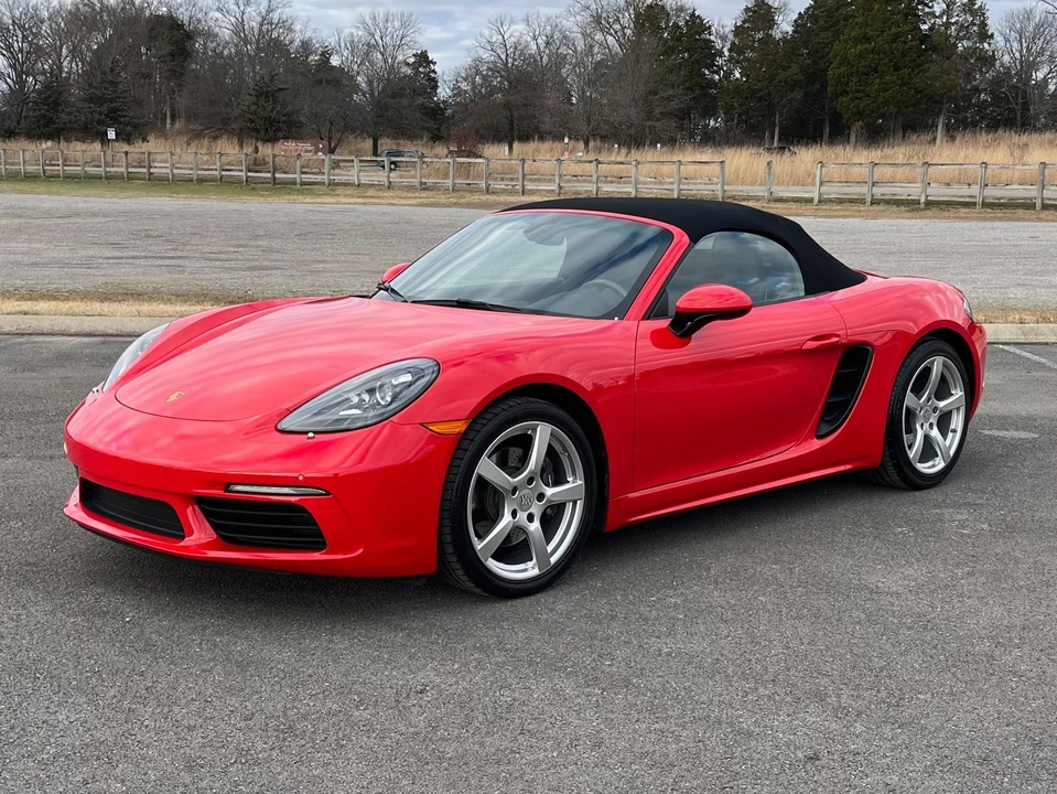 2023 Porsche 718 Boxster - Image 2 of 12