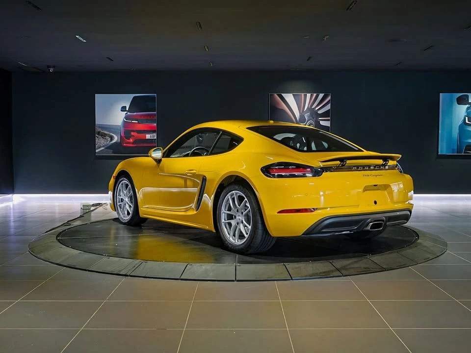 2023 Porsche 718 Cayman - Image 7 of 19