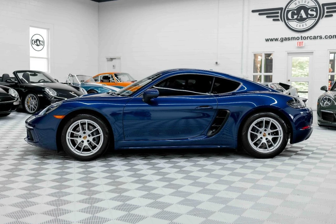 2023 Porsche 718 Cayman - Image 10 of 31