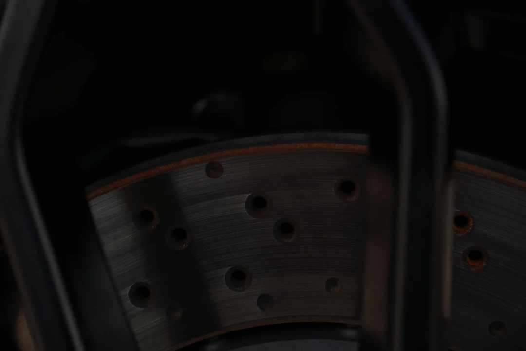 2023 Porsche 718 Cayman GT4 - Image 27 of 31