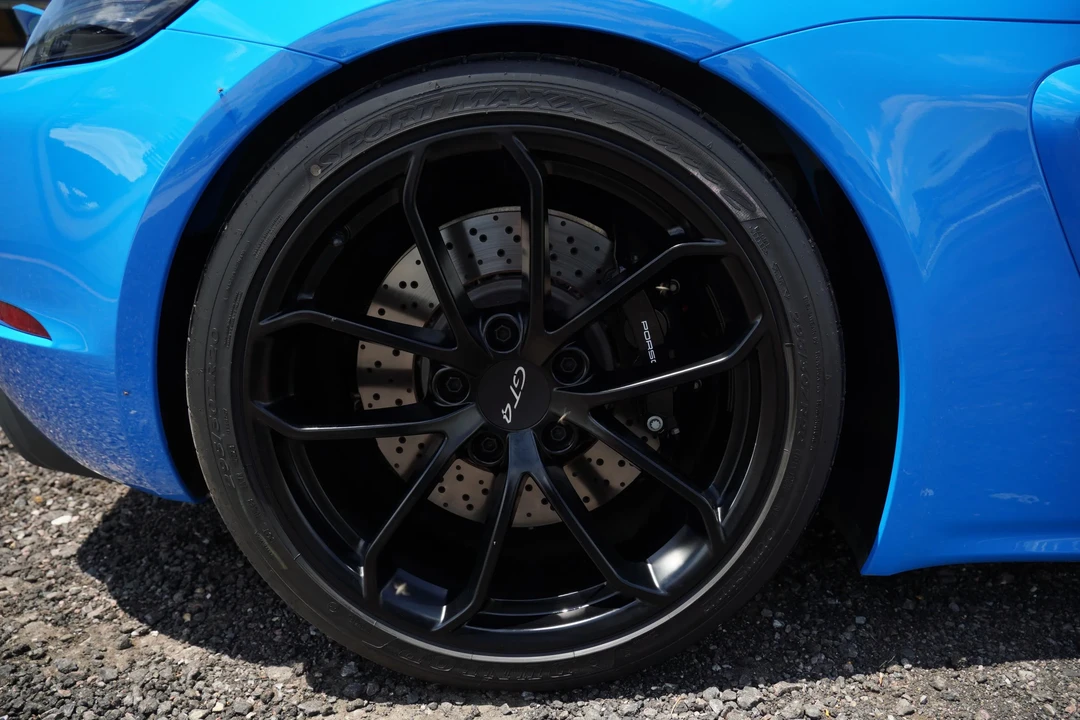 2023 Porsche 718 Cayman GT4 - Image 28 of 31