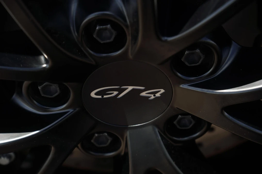 2023 Porsche 718 Cayman GT4 - Image 25 of 31