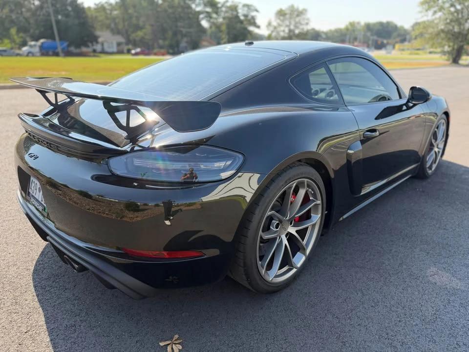 2023 Porsche 718 Cayman GT4 - Image 8 of 15
