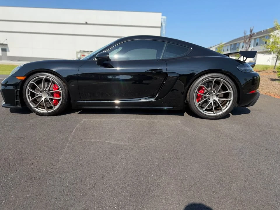 2023 Porsche 718 Cayman GT4 - Image 4 of 15