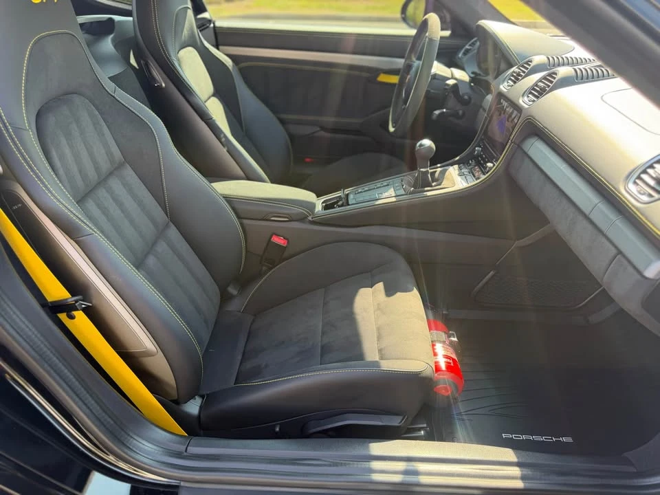 2023 Porsche 718 Cayman GT4 - Image 7 of 15