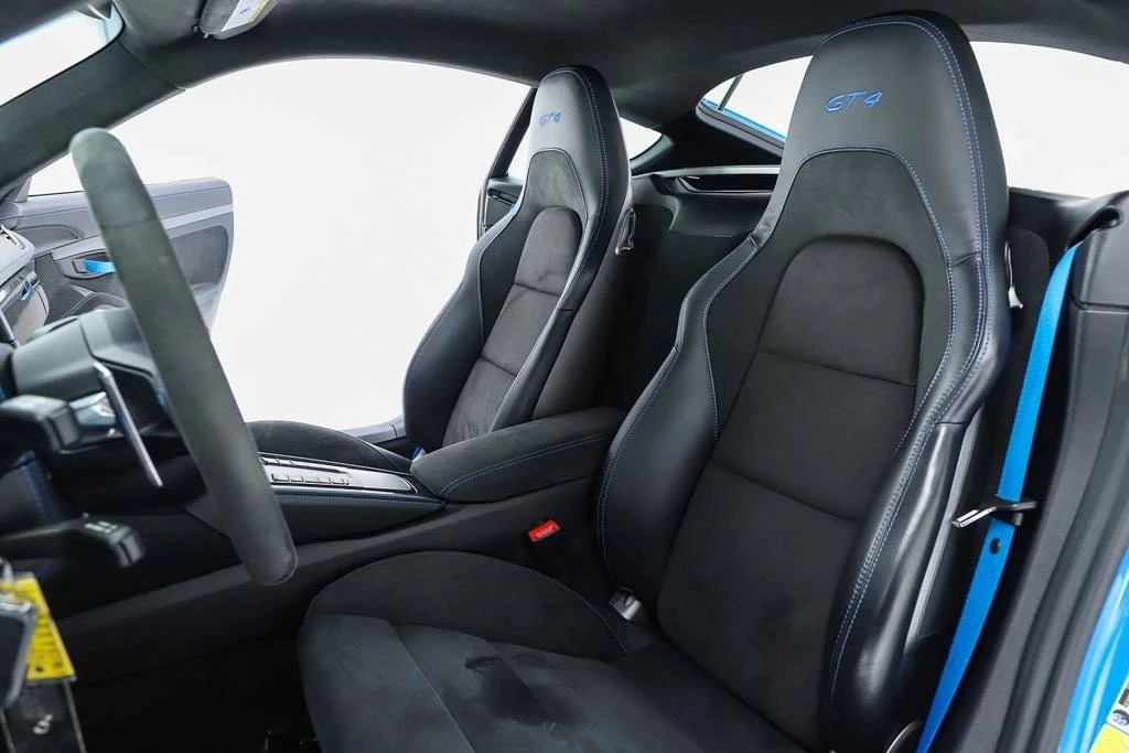 2023 Porsche 718 Cayman GT4 - Image 5 of 5