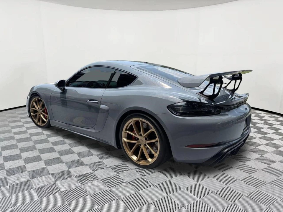 2023 Porsche 718 Cayman GT4 - Image 3 of 5