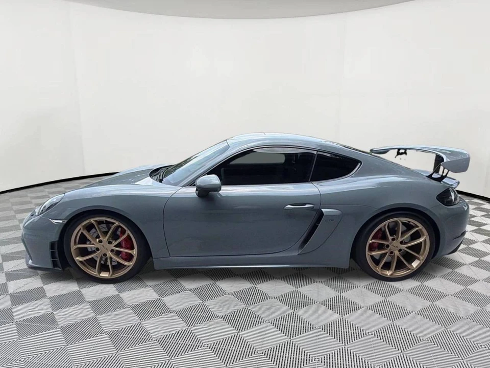 2023 Porsche 718 Cayman GT4 - Image 2 of 5