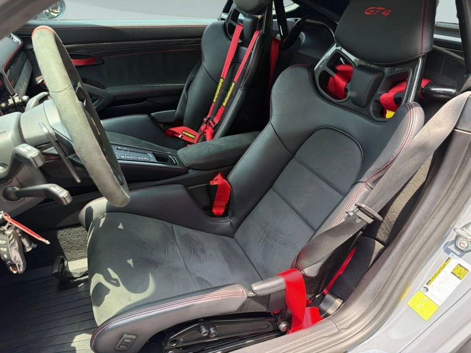 2023 Porsche 718 Cayman GT4 - Image 5 of 5
