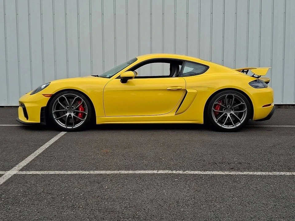 2023 Porsche 718 Cayman GT4 - Image 2 of 5