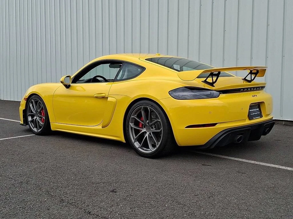 2023 Porsche 718 Cayman GT4 - Image 3 of 5