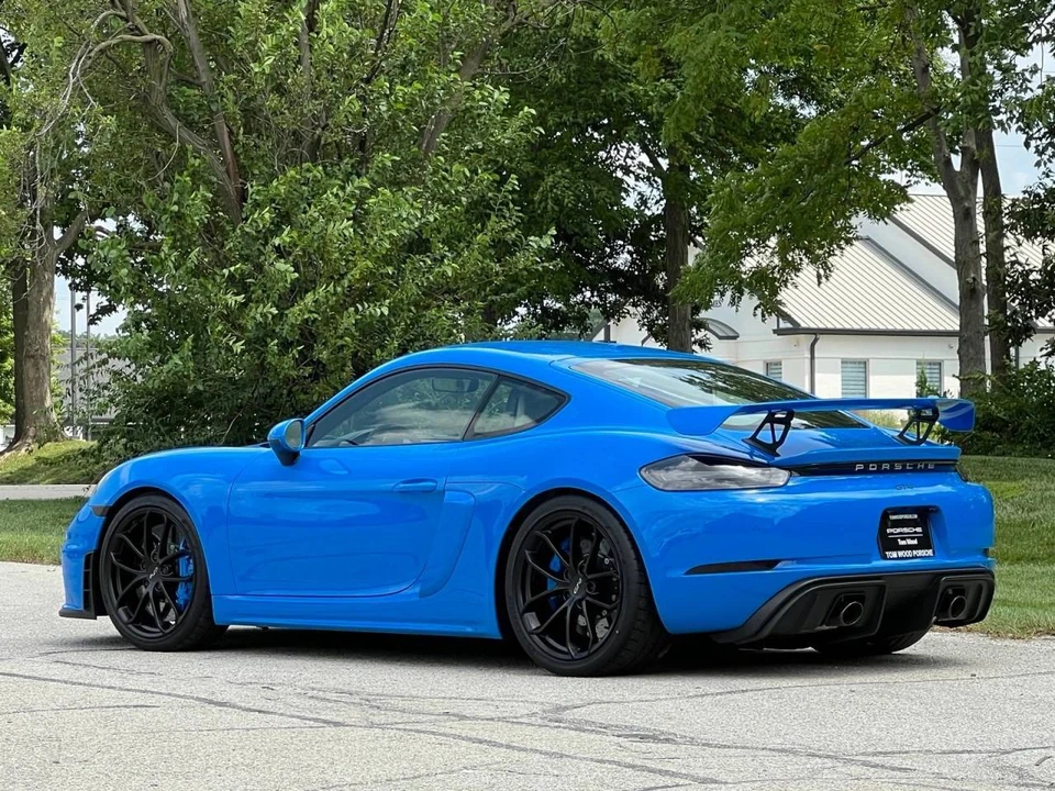 2023 Porsche 718 Cayman GT4 - Image 3 of 5