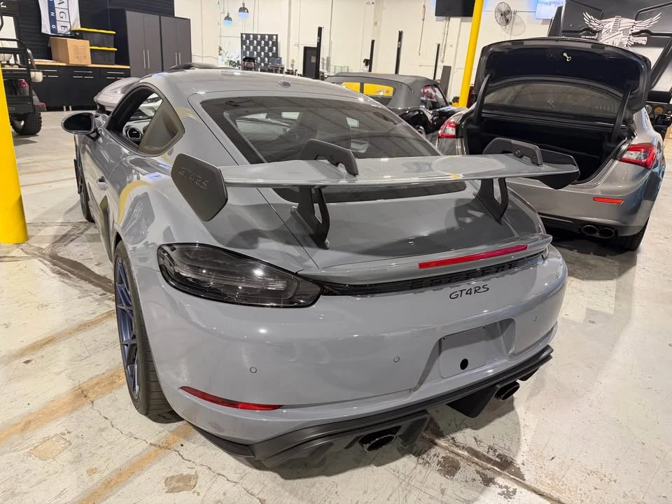 2023 Porsche 718 Cayman GT4 RS - Image 7 of 8