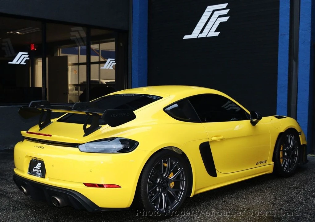 2023 Porsche 718 Cayman GT4 RS - Image 6 of 12