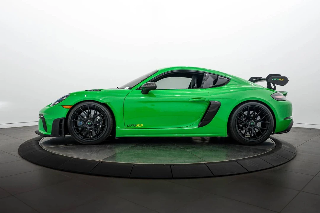 2023 Porsche 718 Cayman GT4 RS - Image 2 of 5