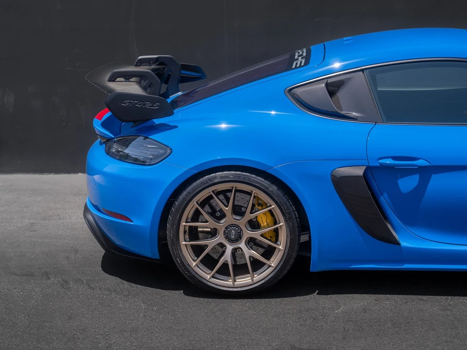 2023 Porsche 718 Cayman GT4 RS - Image 9 of 26