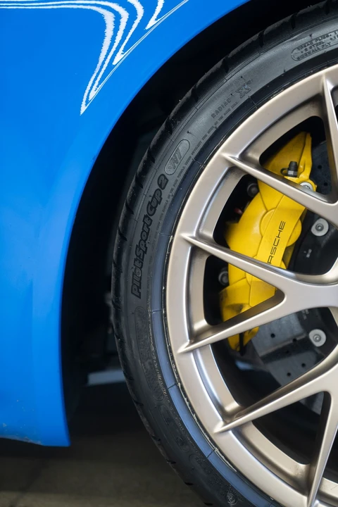 2023 Porsche 718 Cayman GT4 RS - Image 23 of 26