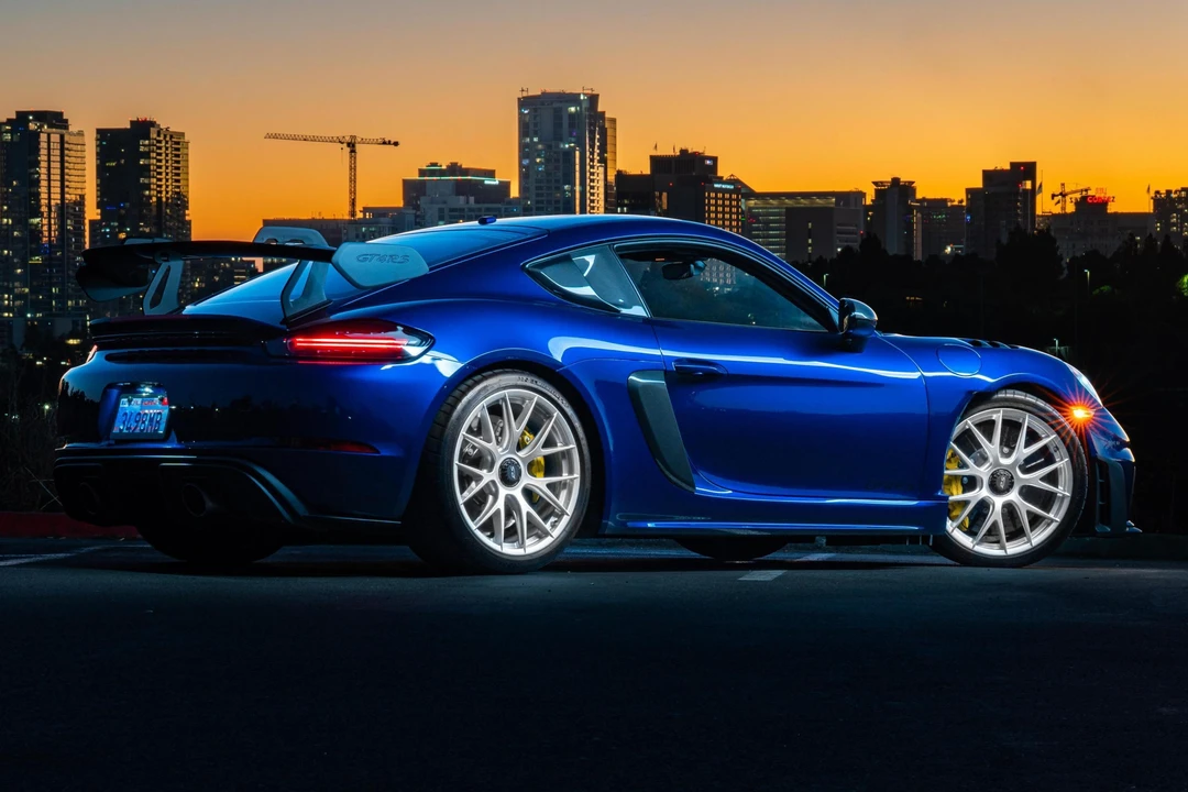 2023 Porsche 718 Cayman GT4 RS - Image 4 of 31