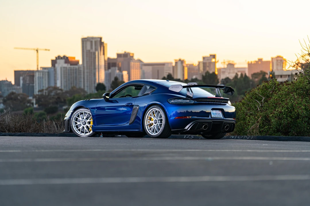 2023 Porsche 718 Cayman GT4 RS - Image 25 of 31