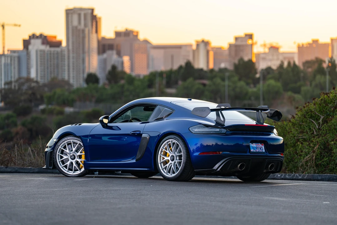 2023 Porsche 718 Cayman GT4 RS - Image 28 of 31