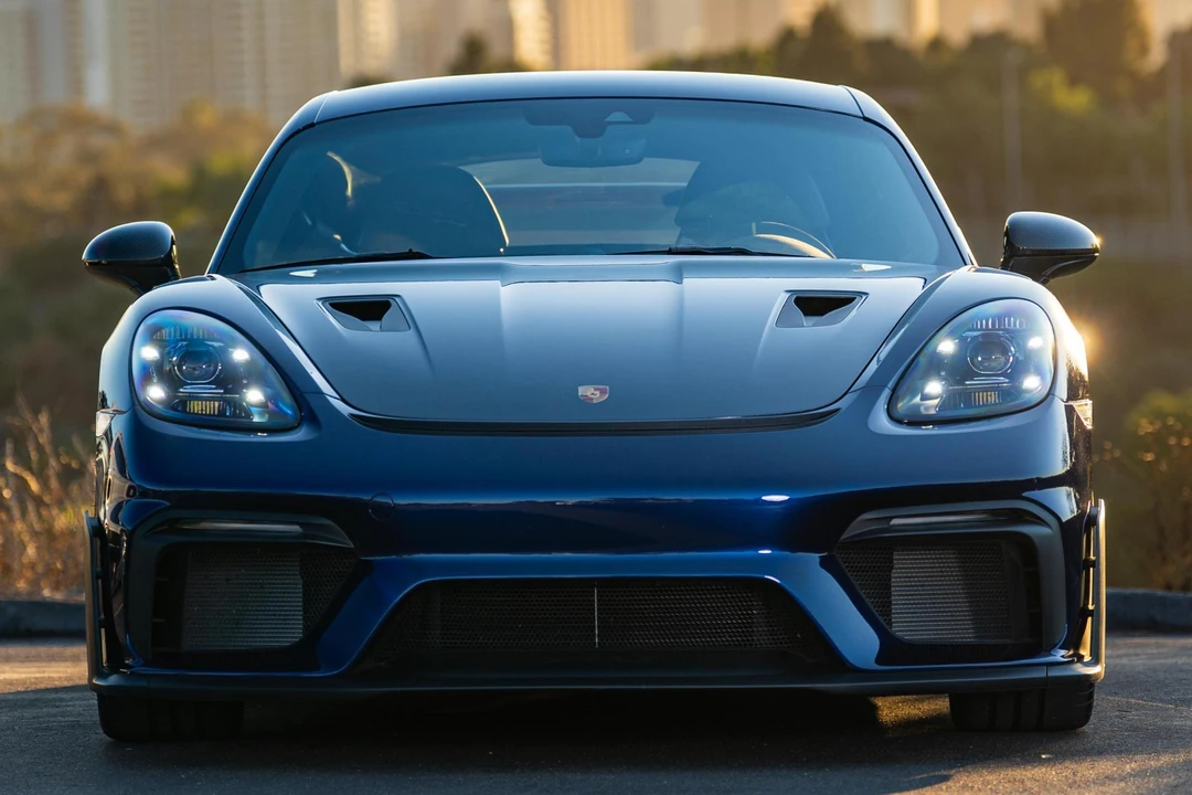 2023 Porsche 718 Cayman GT4 RS - Image 2 of 31