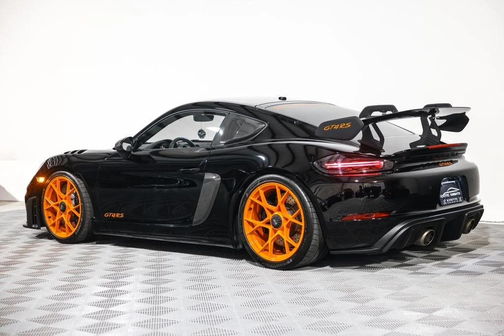 2023 Porsche - Image 17 of 31