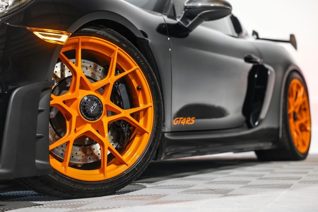 2023 Porsche - Image 11 of 31