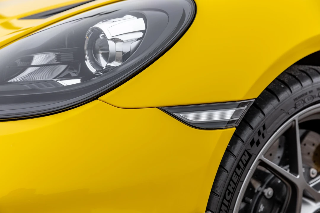 2023 Porsche 718 Cayman GT4 RS - Image 18 of 31