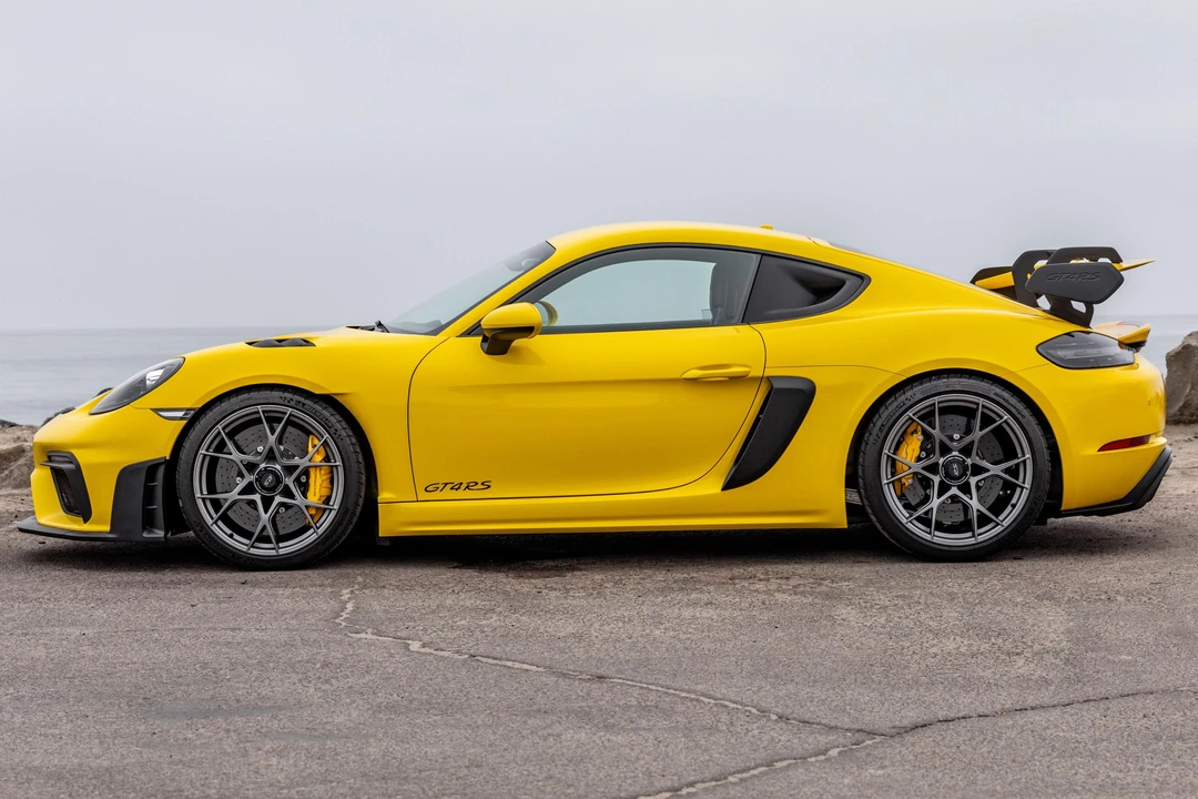 2023 Porsche 718 Cayman GT4 RS - Image 3 of 31
