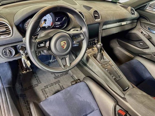 2023 Porsche 718 Cayman GT4 RS - Image 4 of 5