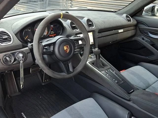 2023 Porsche 718 Cayman GT4 RS - Image 4 of 5