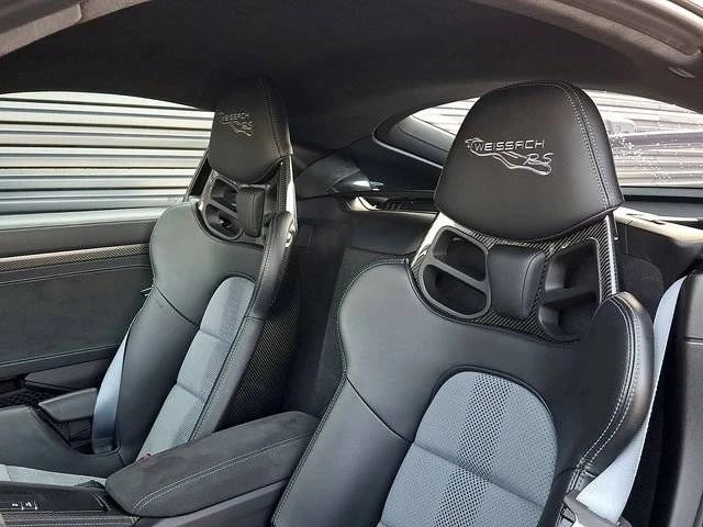2023 Porsche 718 Cayman GT4 RS - Image 5 of 5