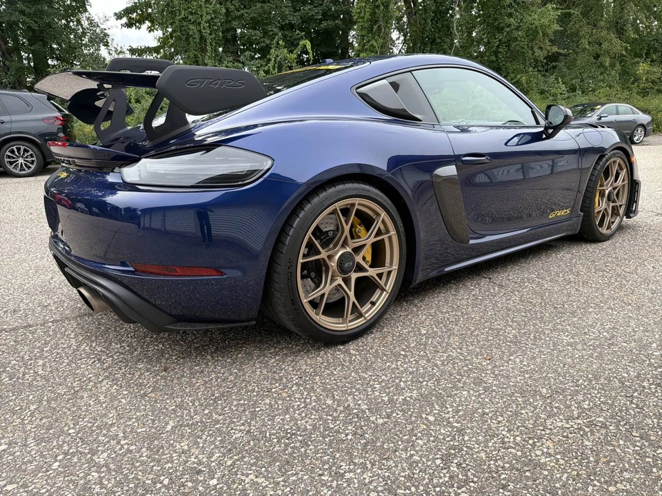 2023 Porsche 718 Cayman GT4 RS - Image 5 of 5