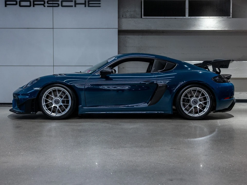 2023 Porsche 718 Cayman GT4 RS - Image 2 of 31