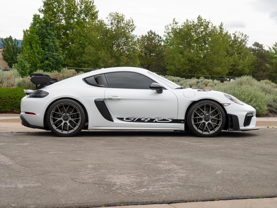 2023 Porsche 718 Cayman GT4 RS - Image 8 of 25