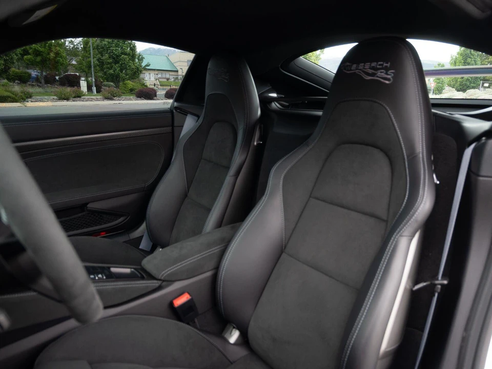 2023 Porsche 718 Cayman GT4 RS - Image 5 of 25